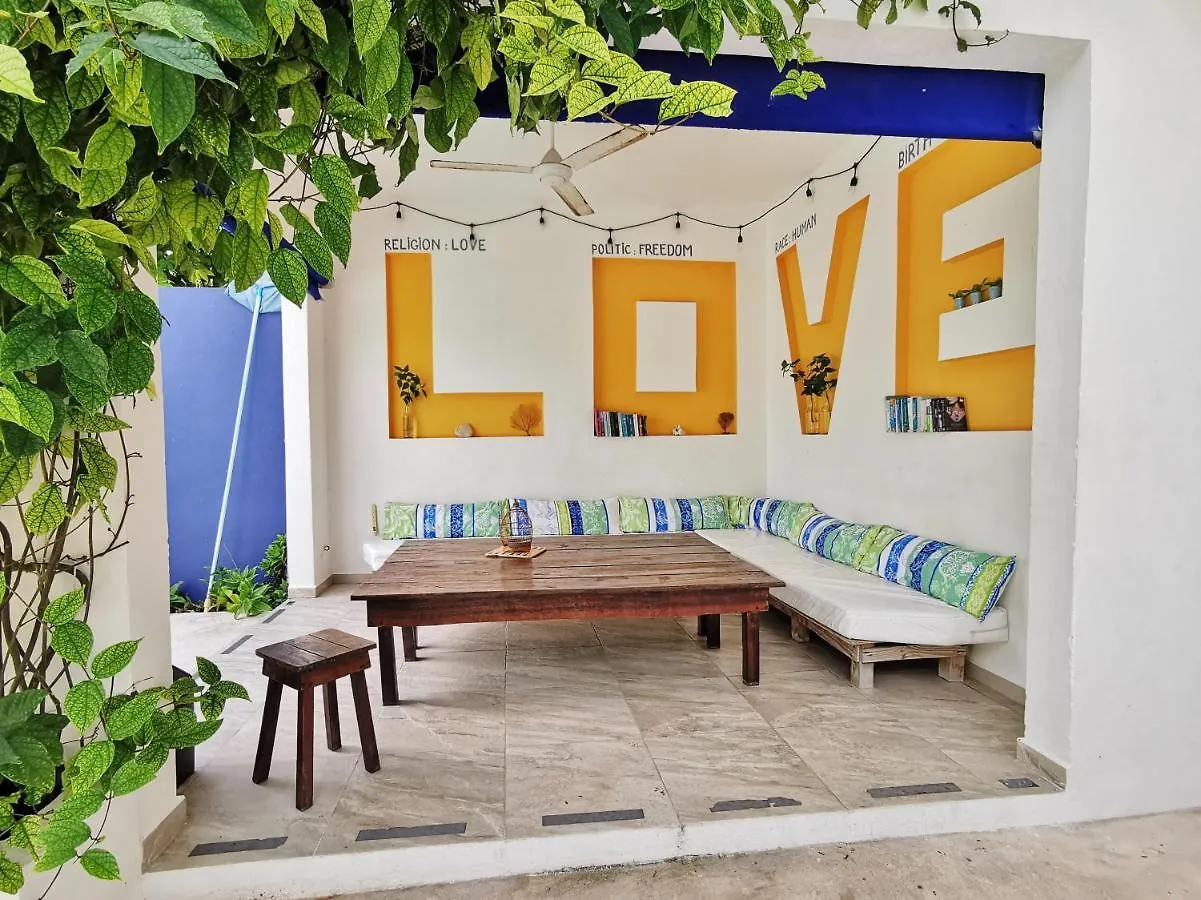 Hostel Humanity Puerto Morelos Mexico