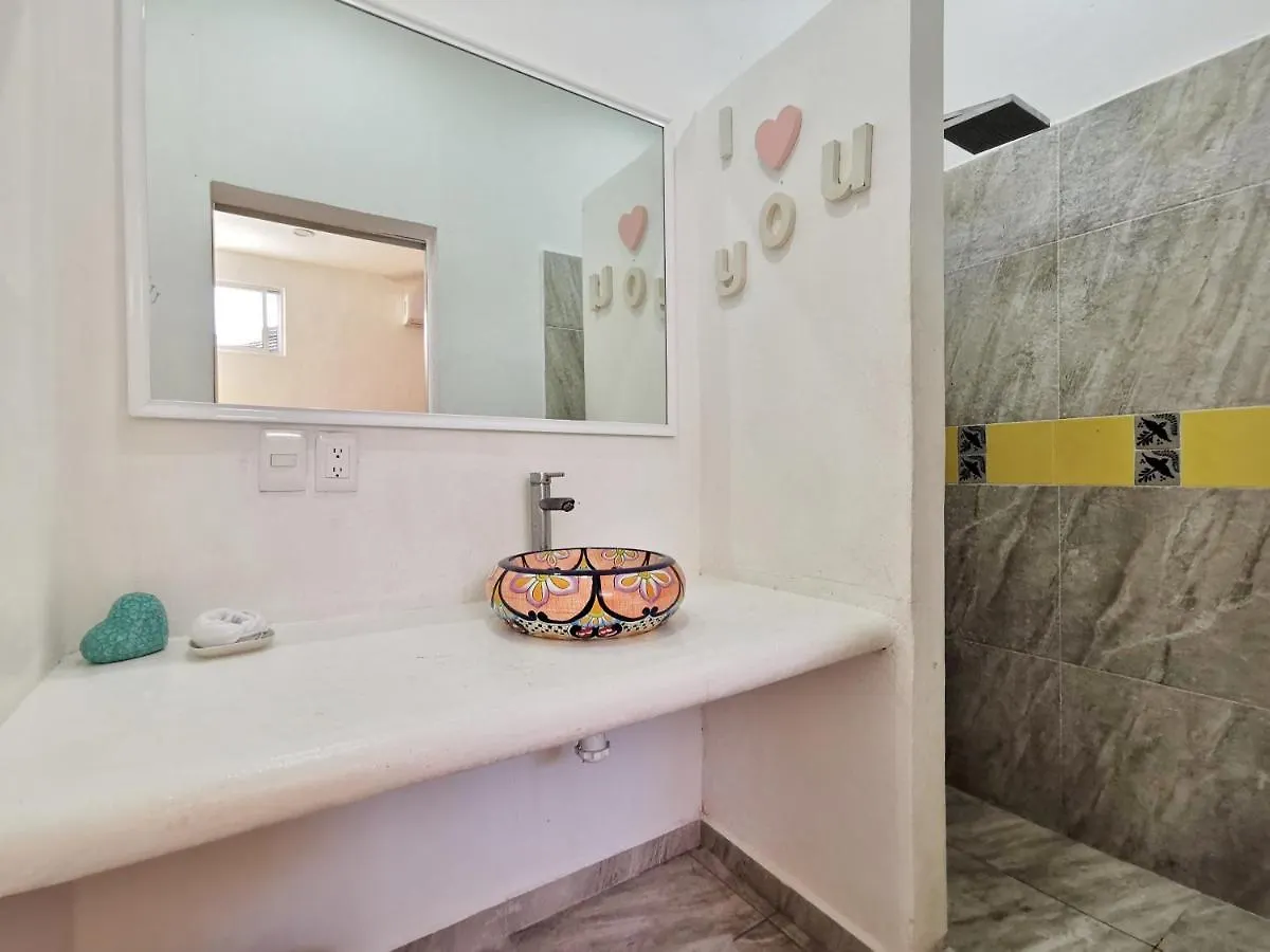 Hostel Humanity Puerto Morelos Mexico