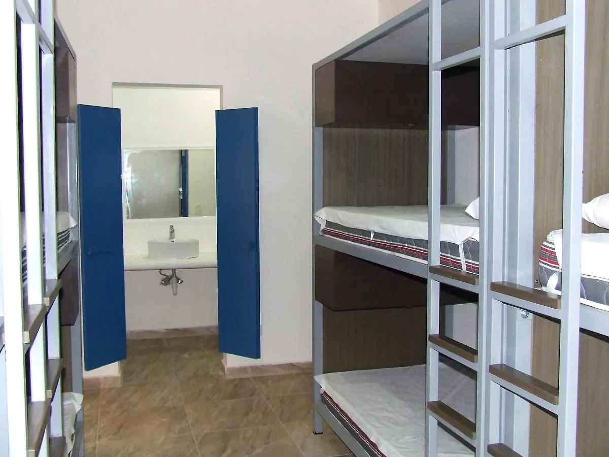 Hostel Humanity Puerto Morelos 0*,