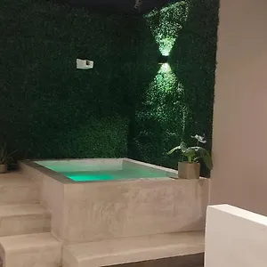 https://kika-studios.tulum-hotels.net