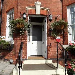Glenora 2*, Whitby United Kingdom