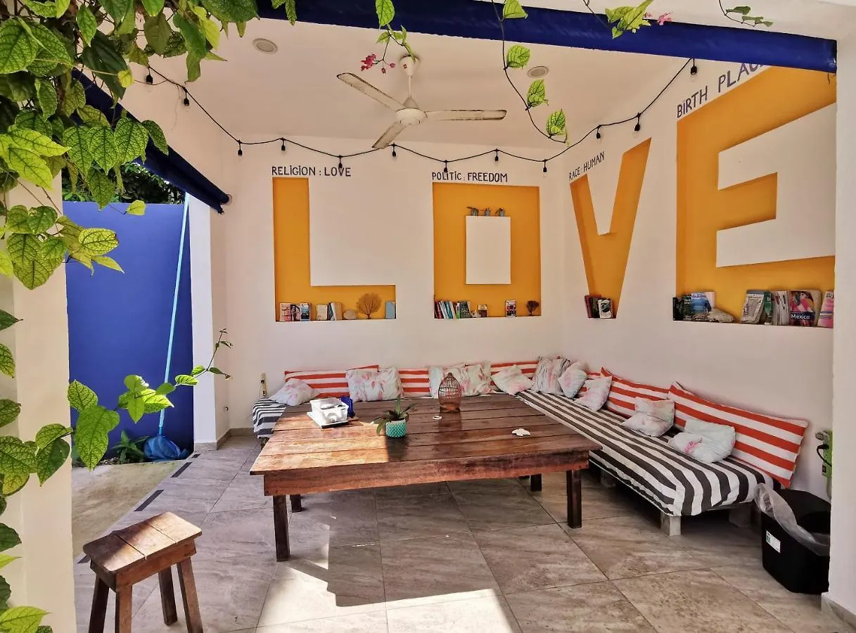 Hostel Humanity Puerto Morelos