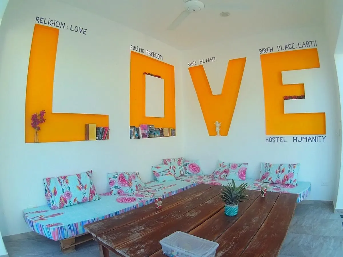Hostel Humanity Puerto Morelos