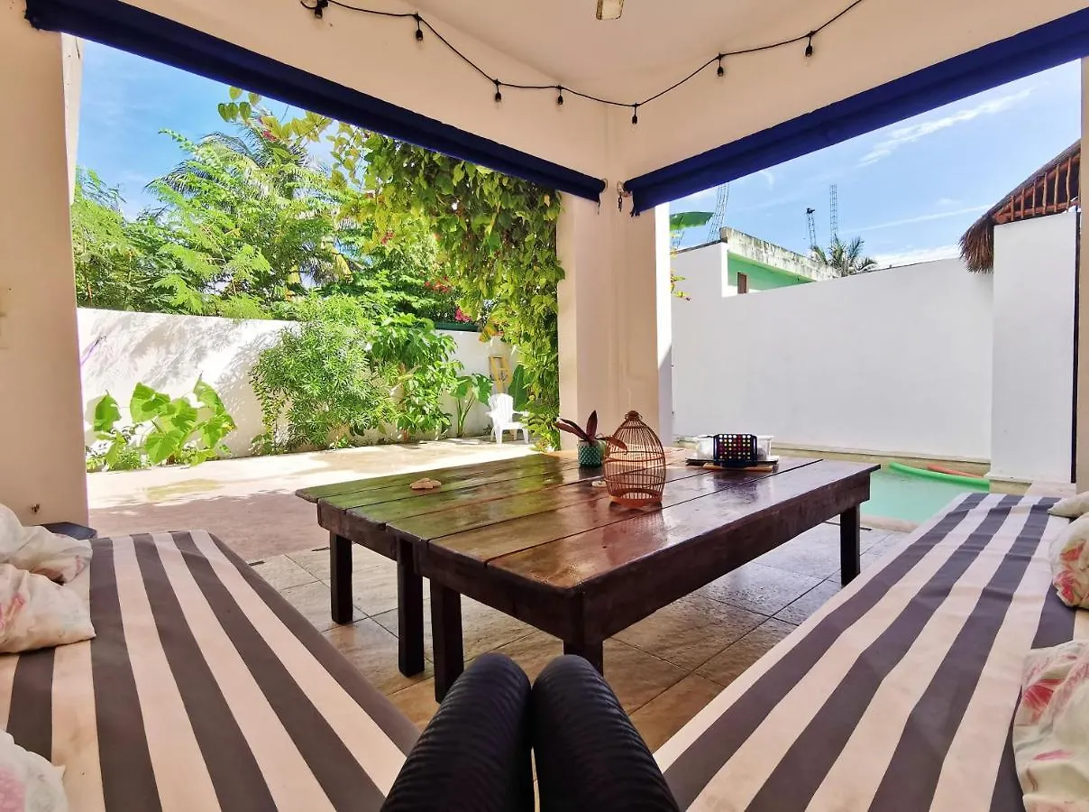 Hostel Humanity Puerto Morelos
